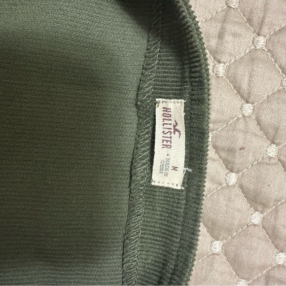 HOLLISTER olive green casual corduroy army buttons mini skirt size M - Picture 5 of 6